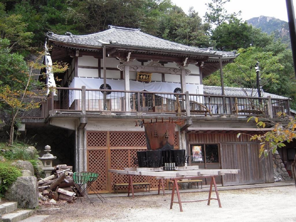 ホテル 彩向陽 菰野町 エクステリア 写真
